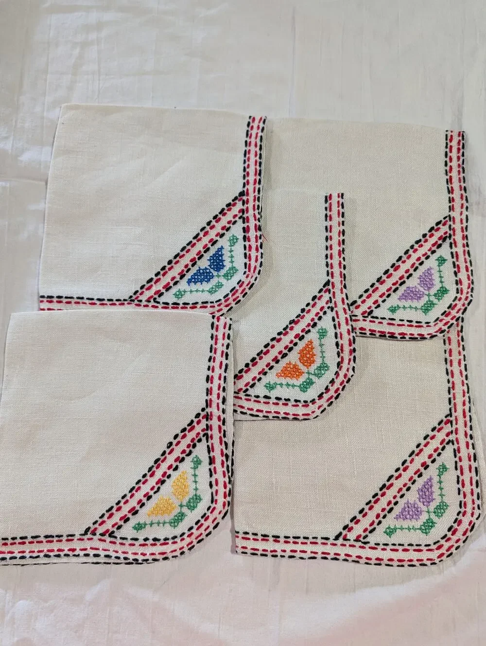 Exquisite 1930s Vintage Hand-Embroidered Cocktail Napkins (5)